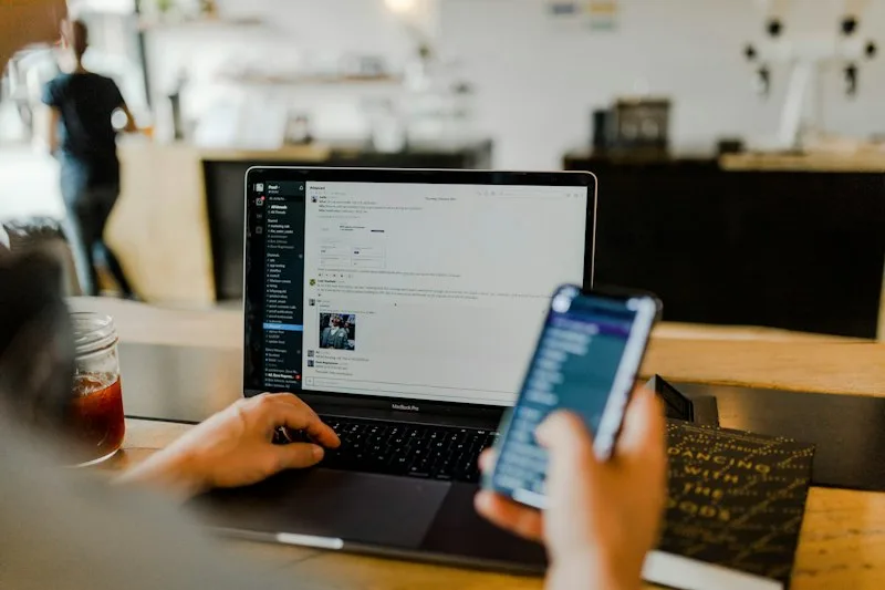 Automatische IBAN-Prüfung verhindert Fehlbuchungen (Foto: Towfiqu barbhuiya auf Unsplash)